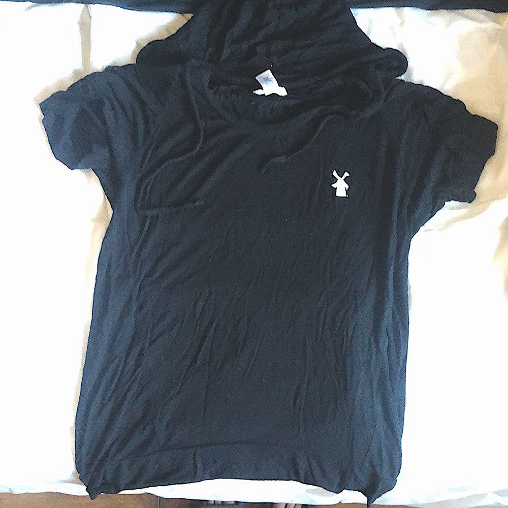 Dutch Bros hooded Tee Size Small